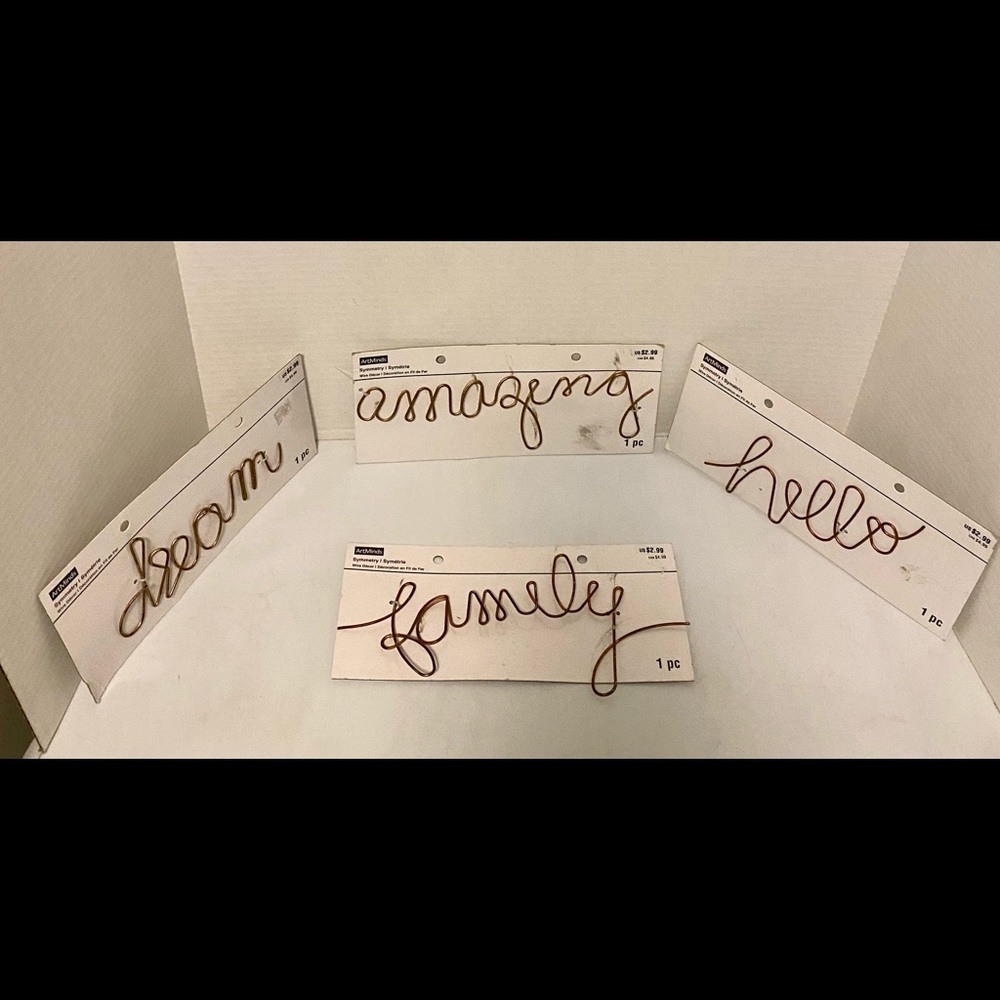 BUNDLE OF Symmetry Wire Decor